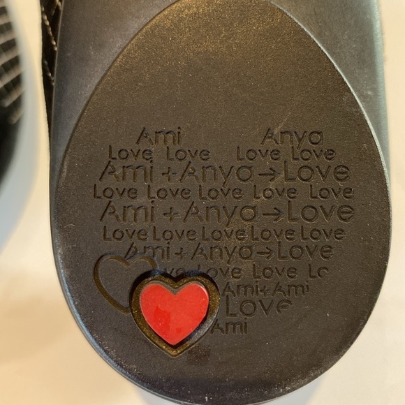 BeautiFeel Black & Gold Suede Leather Medallion Ballet Flats Size 6.5 (37) - Picture 10 of 15